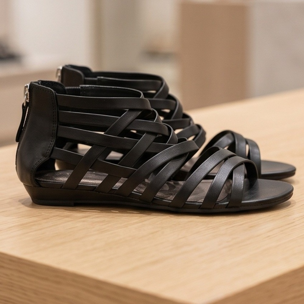Mossimo Supply 6 Winni Black Strappy Gladiator Sandals Shoes Women Rear Zip